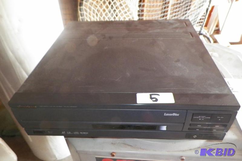 lot 5 image: Pioneer Laser Disk CD CDL LD Player Model No. CLD-V2400