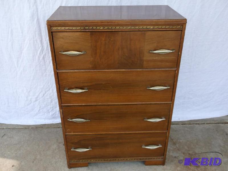 Vintage dovetailed 4 drawer solid wood dresse...