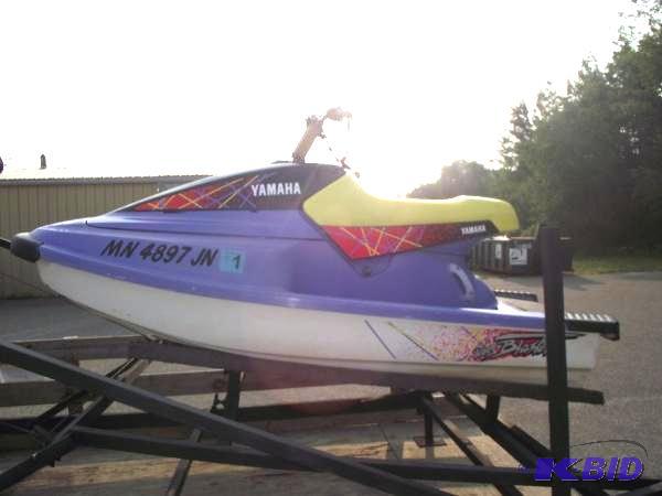 1993 Yamaha Wave Blaster and Lift   Vin # - Y...