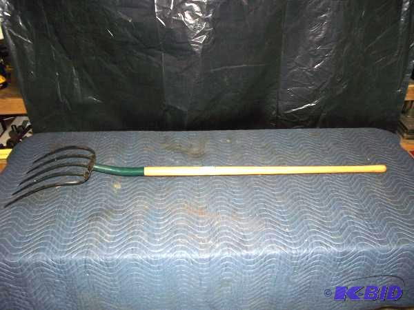 Large Pitch Fork...