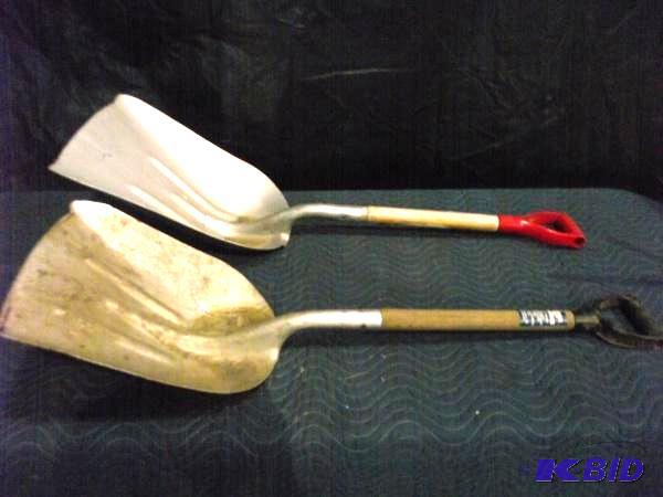 (3) Shovels   (2) Regular shovels  (1) Snow s...