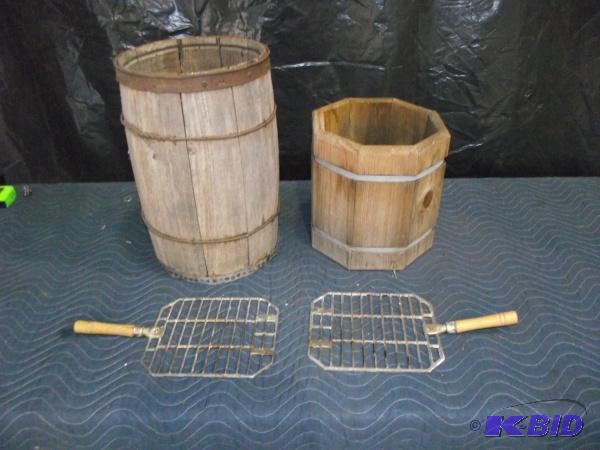 Vintage Collectible Barrels And (2) Cooking R...