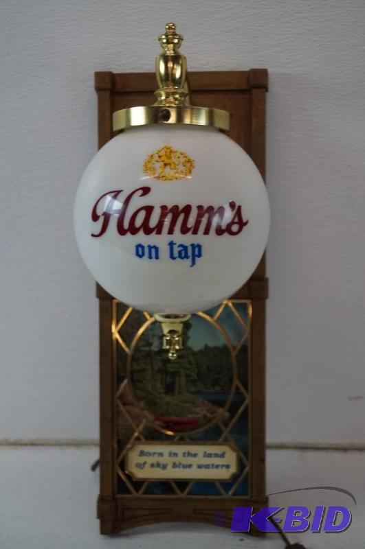 Hamms Wall Lamp