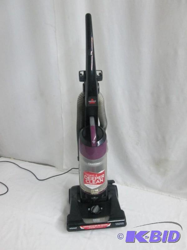Bissell CleanView Bagless Upright Vacuum