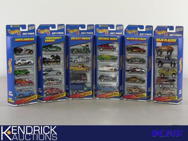 Lot of 6 Hot Wheels 1999 5 Pack Gift Sets