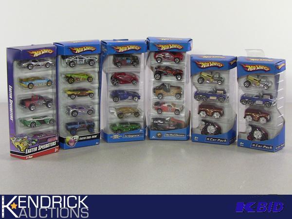 Lot of 6 Hot Wheels 2007 - 2008 5 and 4 Pack Gift Sets