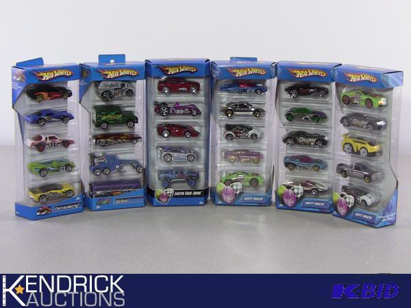 Lot of 6 Hot Wheels 2006 - 2007 5 Pack Gift Sets