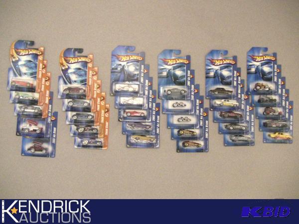 Lot of 30 - 2007 New Old Stock Carded Hot Wheels