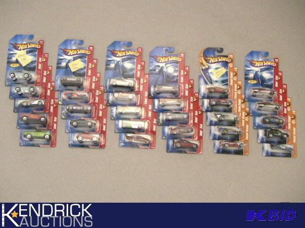 Lot of 30 - 2007 New Old Stock Carded Hot Wheels