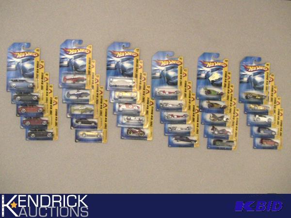Lot of 30 - 2007 New Old Stock Carded Hot Wheels