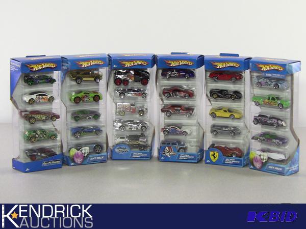 Lot of 6 Hot Wheels 2005 - 2006 5 Pack Gift Sets
