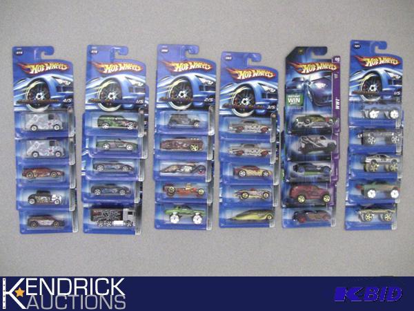 Lot of 30 - 2006 New Old Stock Carded Hot Wheels