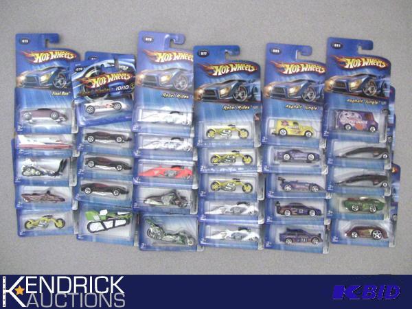 Lot of 30 - 2005 New Old Stock Carded Hot Wheels
