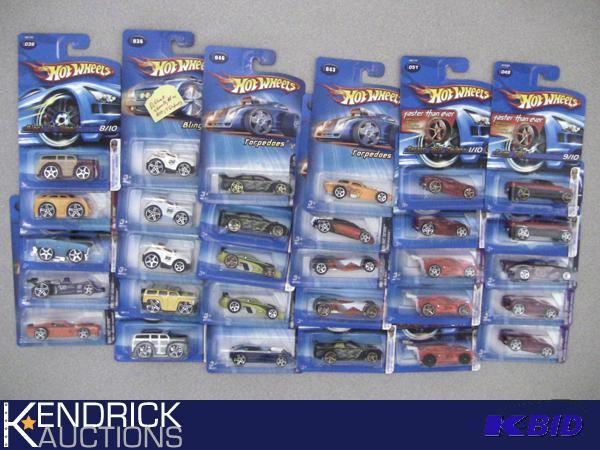 Lot of 30 - 2005 New Old Stock Carded Hot Wheels