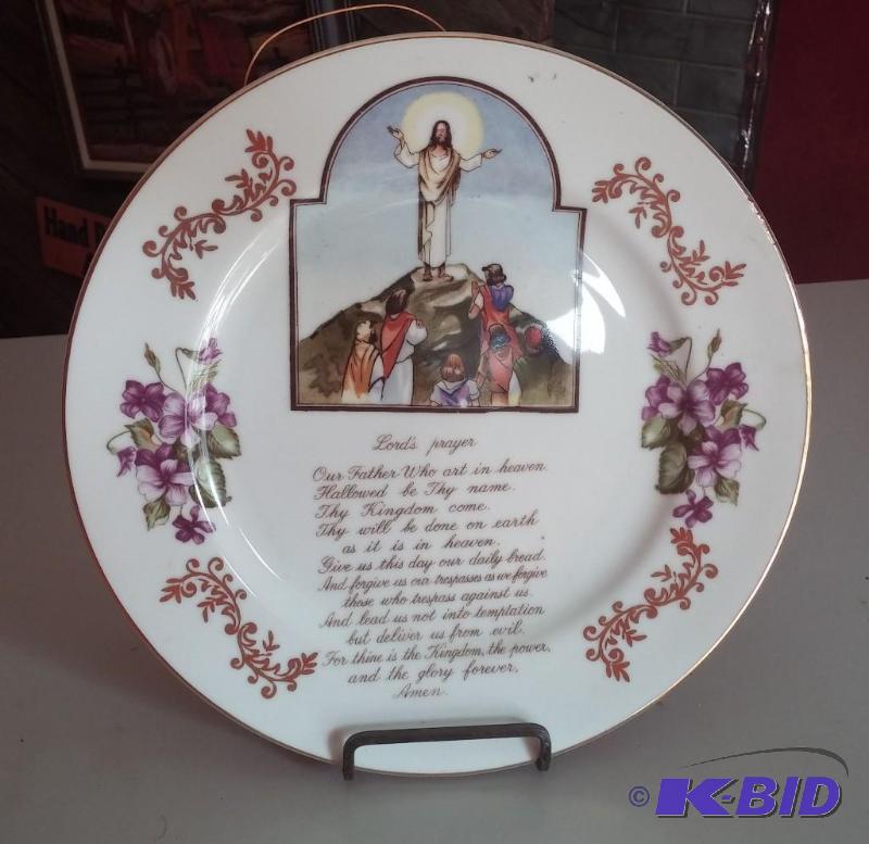 lot 27 image: Lord Prayer Decorative Plate...