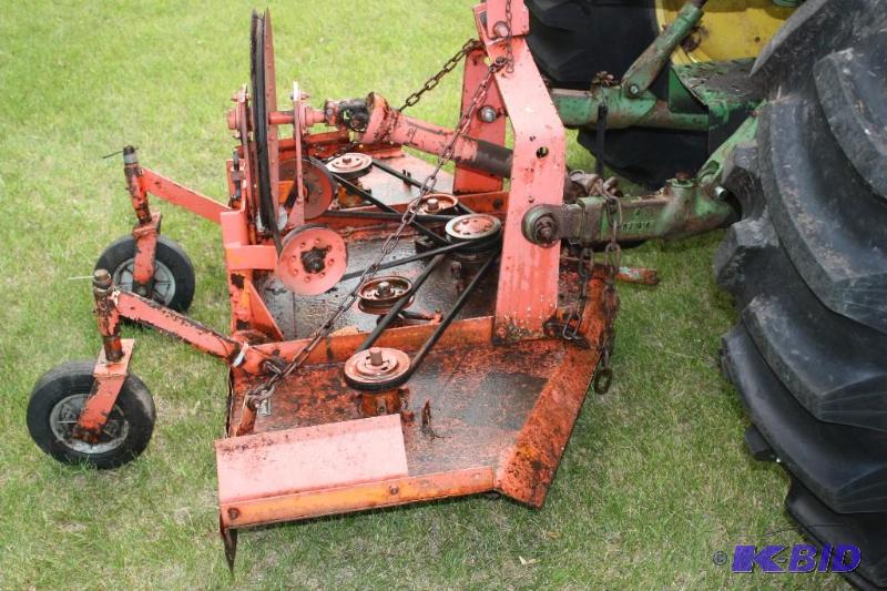 lot 20 image: 60&quot cut Sun-Master mower deck....