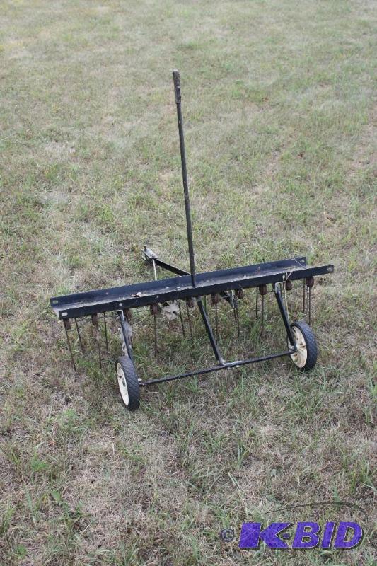 lot 8 image: 42 Agri-Fab Dethatcher...