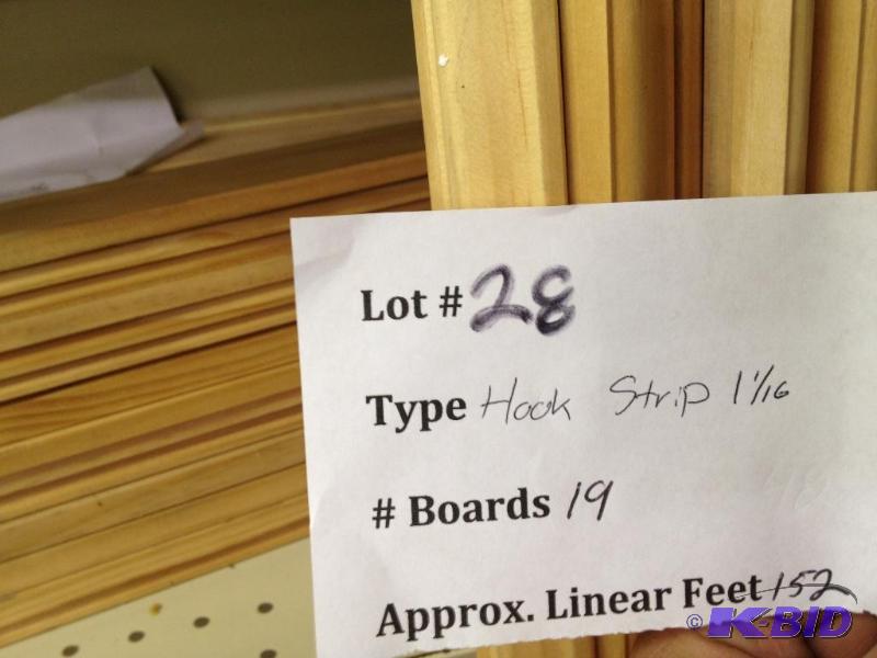 lot 28 image: 1 116" Hook Strip ...