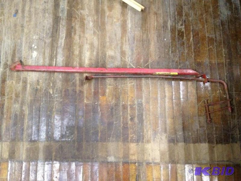 lot 71 image: Qual Craft Wall Anchor ...