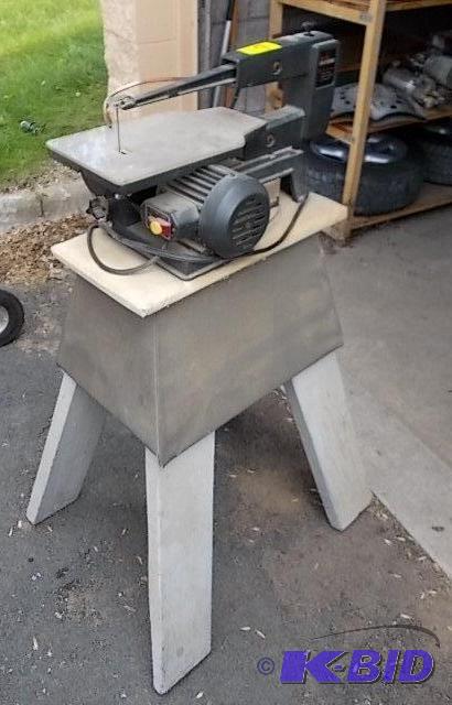 lot 7 image: Craftsman 16 Inch Scroll Saw Mounted On Stand...