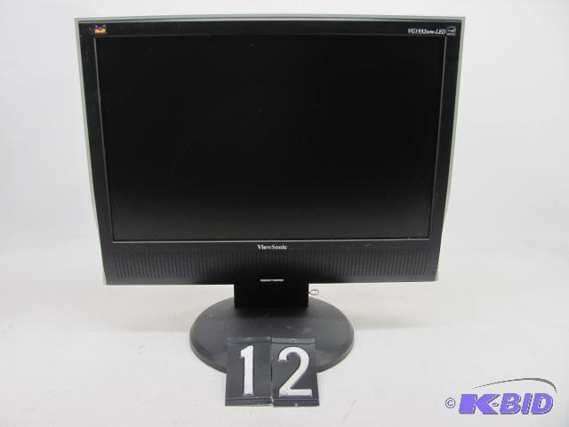 lot 12 image: Viewsonic VG1932wm 19" LCD monitor. This...