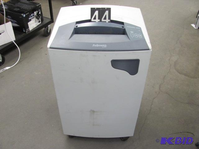 lot 44 image: Fellowes powershred 3200sc shredder. This uni...