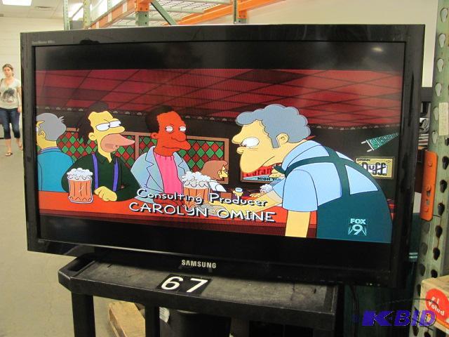 lot 67 image: Samsung syncmaster 400cx 40" LCD TV. Thi...