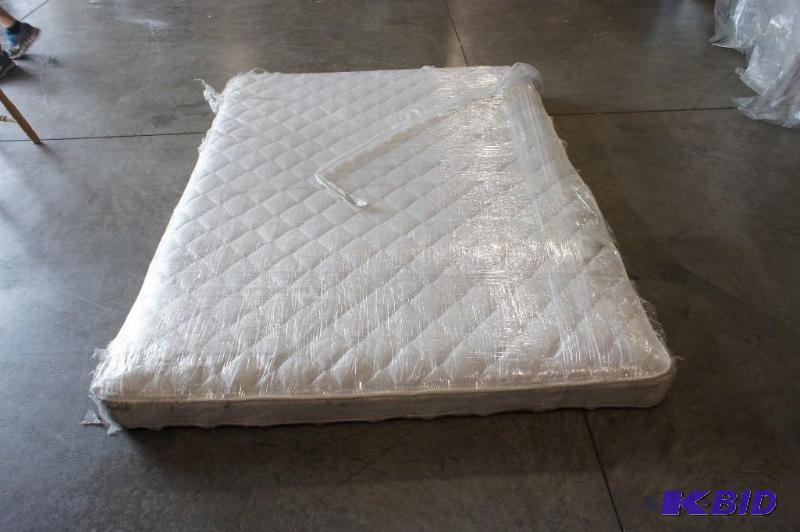 Serta Berrien Queen Mattress. MSRP $499. Dirt...