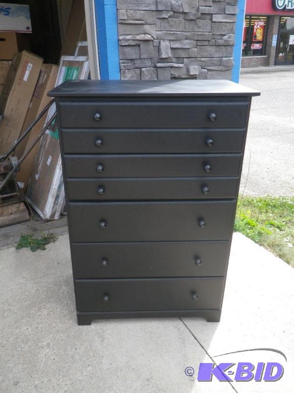 4 Drawer dresser...