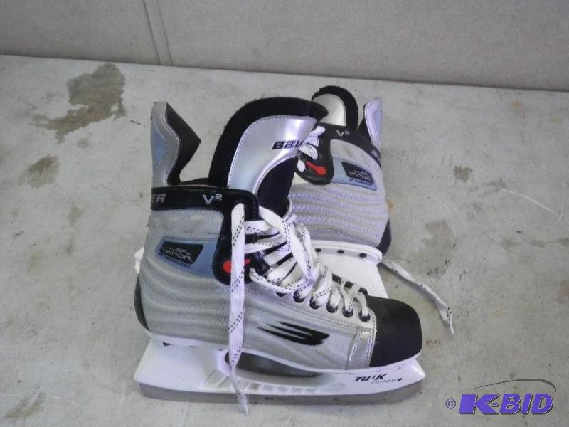 Bauer hockey skates, size 10...