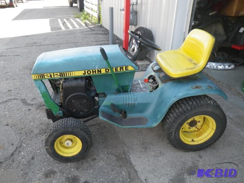 John Deere 212 lawnmower project, comes with ...