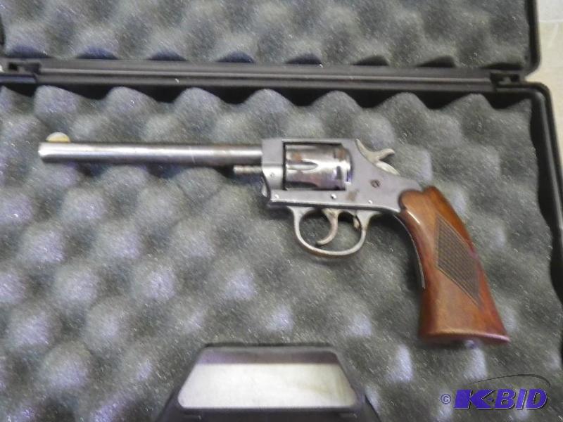 I.J.A &amp C WKS Target 8, serial number M75...