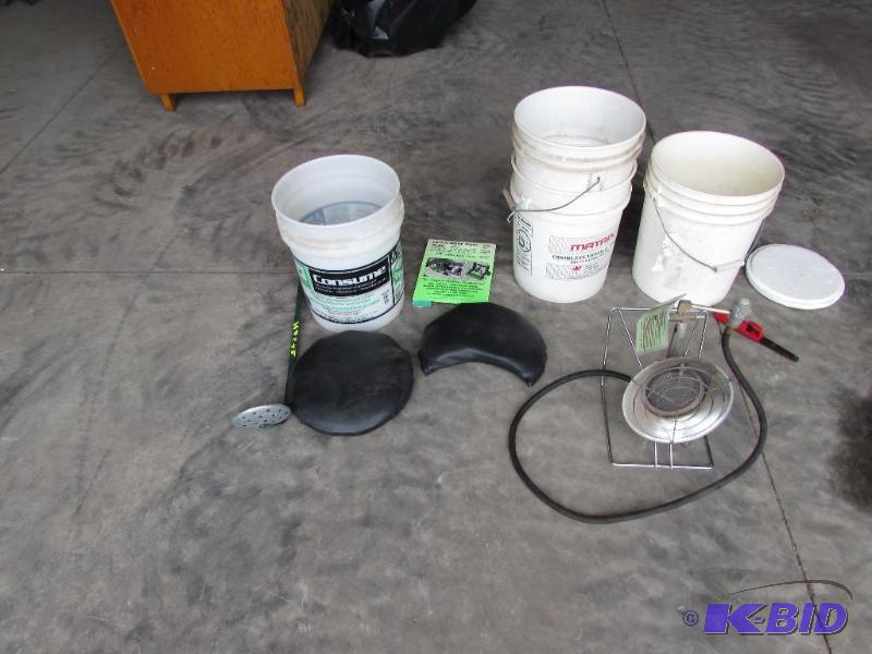 ice fishing items
