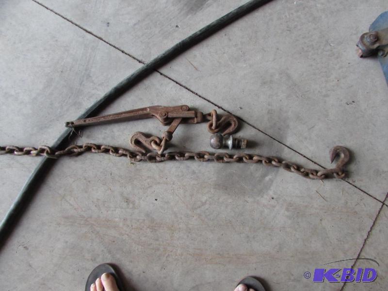 heavy duty 16 foot chain with one tie down and 2 inch ball