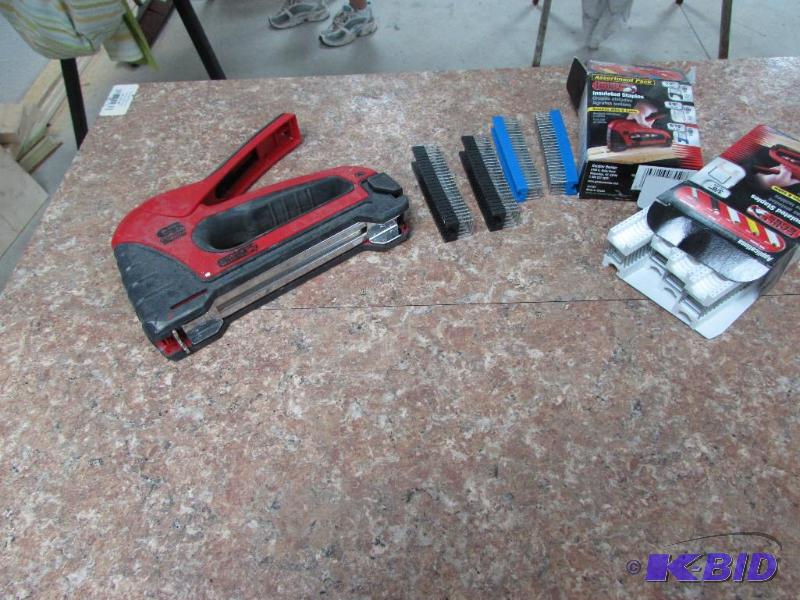 Cable boss stapler and staples