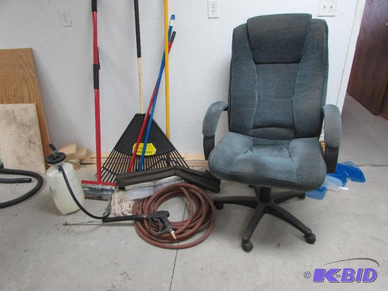 lawn rake, push broom, garden hose, scraper, ...