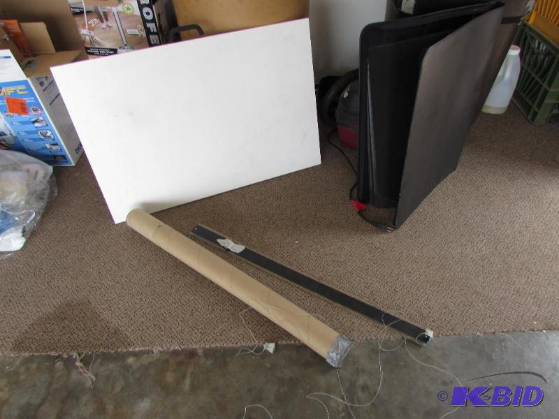 Mayline drafting table with stand and drafting paper also include zippered storage case and ruler