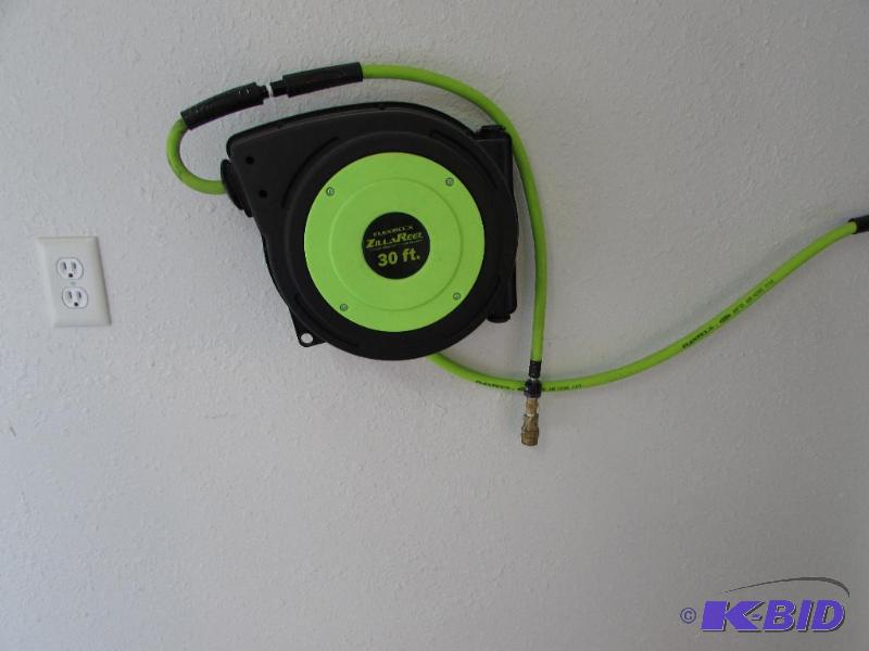 30 foot retractable air hose