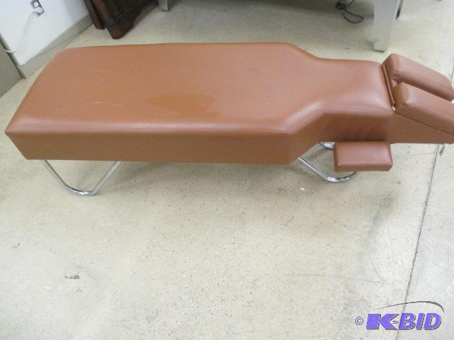 Massage table