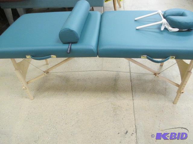 Folding portable massage table