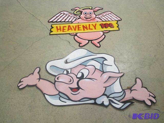 Famous Daves pig advertising