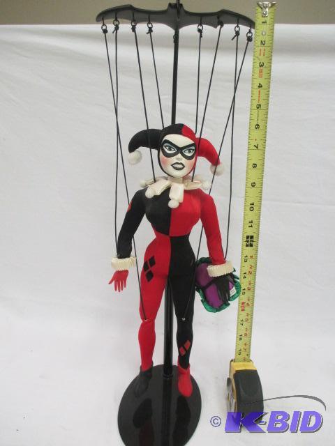 DC comics 338 of 1007 Harley Quinn marionette