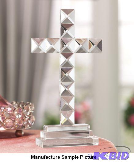 lot 25 image: Crystal Cross -&nbspA sparkling symbol of yo...