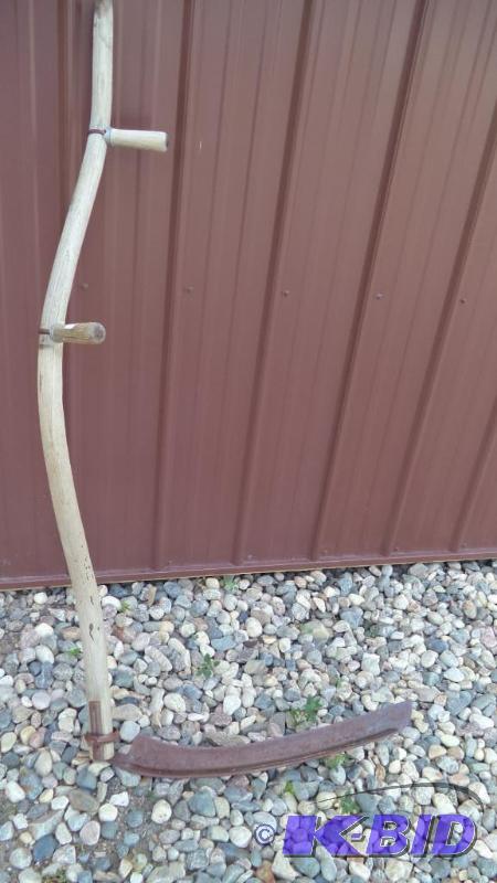 Hand sickle