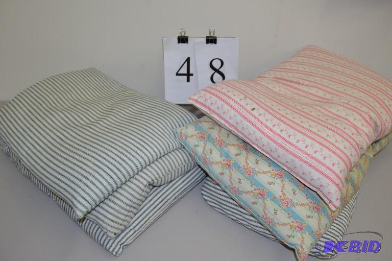 lot 48 image: Feather pillows