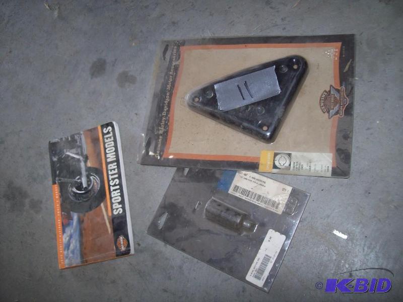 lot 11 image: Harley Davidson Parts