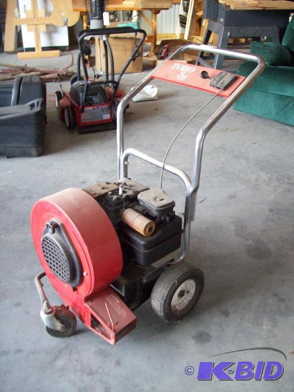 Toro Blower