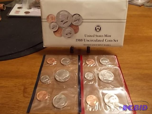 1988 US Mint Set P &amp D...