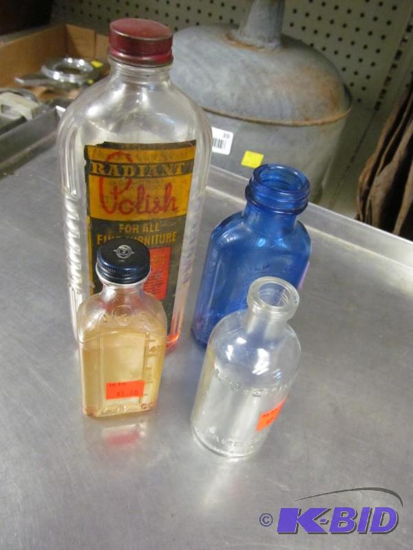 lot 21 image: Lot of 4 Vintage Glass Bottles