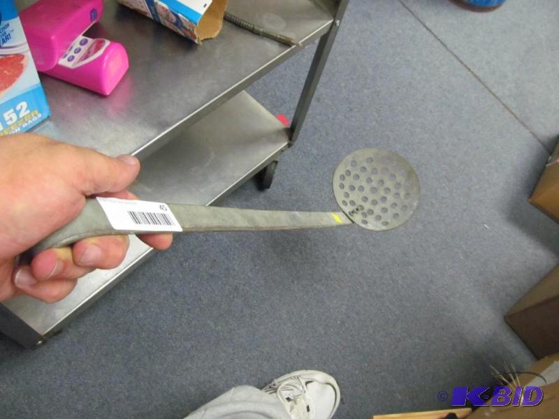 lot 45 image: vintage galvanized metal scoop